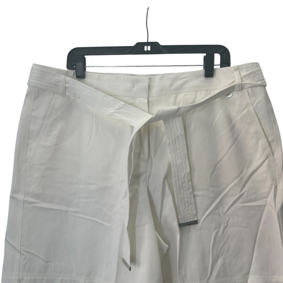 NWT $325 Escada White Theophani Short Size 46/US 16 - Picture 2 of 7